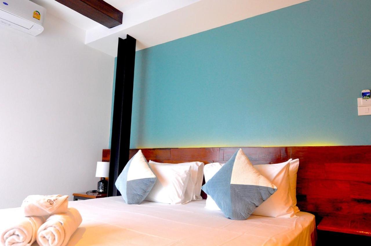 The Eight Ratvithi House Hotel Chiang Mai Exterior photo